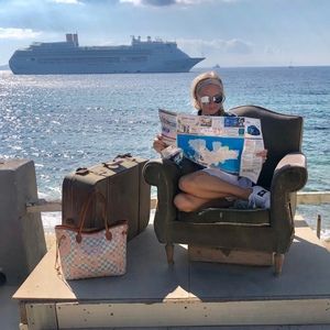 Meet your Posher, Gillian